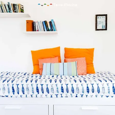 Sea Wall, Terre Marine Apartment *