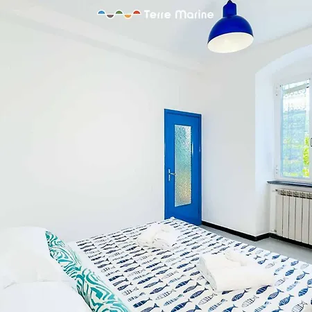 Sea Wall, Terre Marine Apartment *